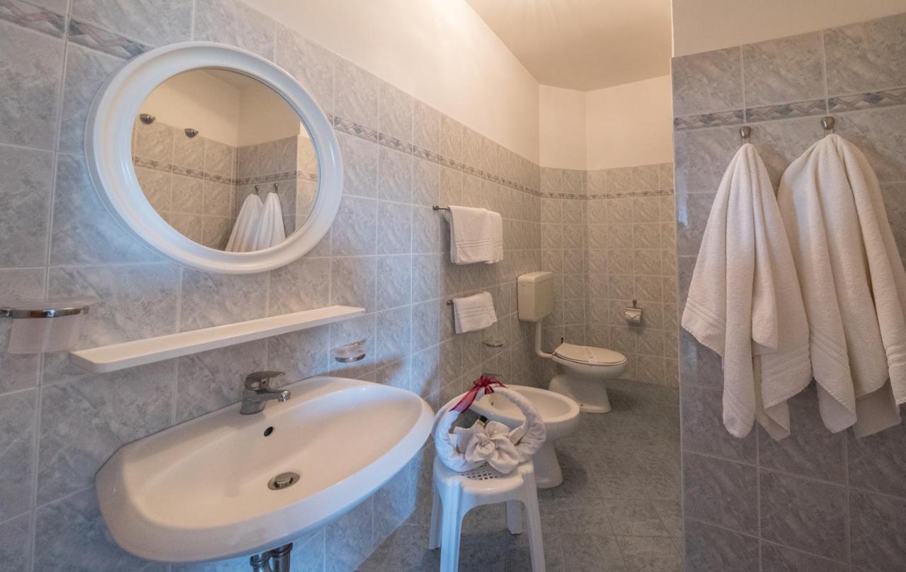 Hotel Majestic Беллария-Иджеа-Марина Экстерьер фото